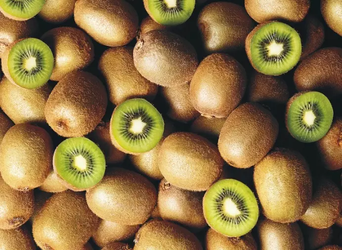how to pick ripe kiwi