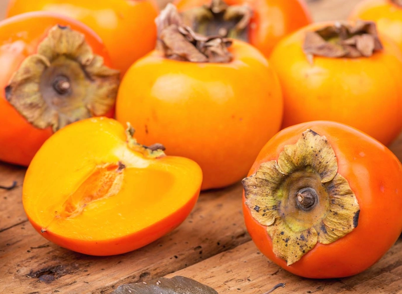 what fruit is in season in November