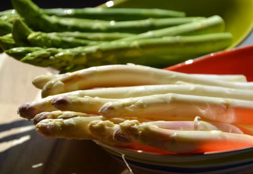asparagus taste