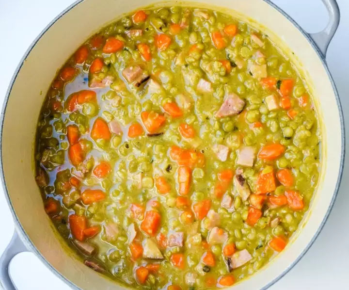 split pea ham soup calories
