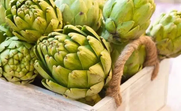 when are artichokes in season
