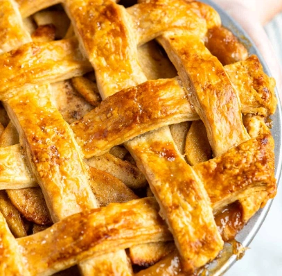 choosing apples for baking